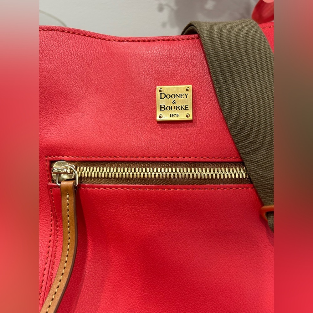 Dooney & Bourke Raleigh Roxy Large Geranium bag - Picture 8 of 10